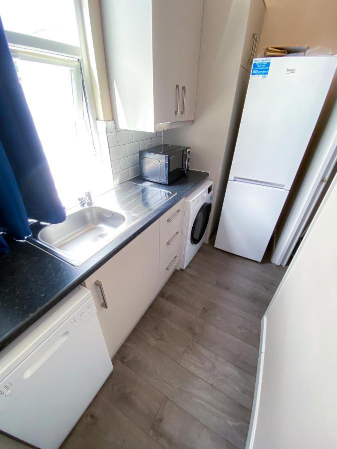 Stylish 1 Bedroom Flat In Wood Green London Eksteriør billede